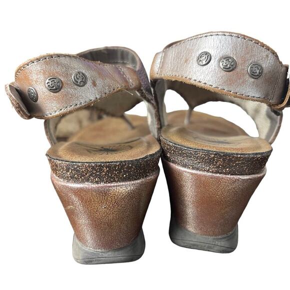 OTOB “Meditate” Silver Leather Sandals, Resort, Beach, Vacation, Summer Trendy 7 - Picture 7 of 9